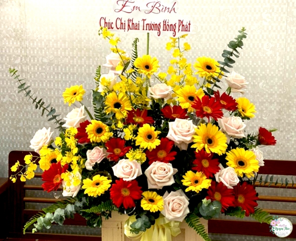 Giỏ Hoa Chúc Mừng 014