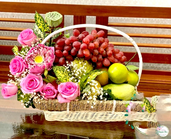 Giỏ hoa + trái cây 04