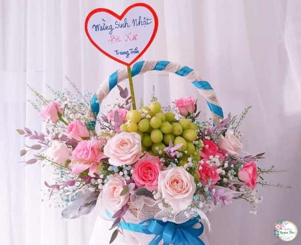 Giỏ Hoa Chúc Mừng 031