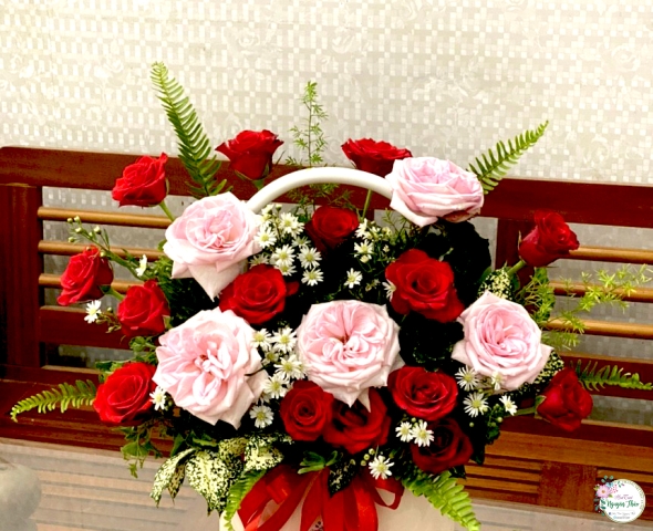 Giỏ Hoa Chúc Mừng 008